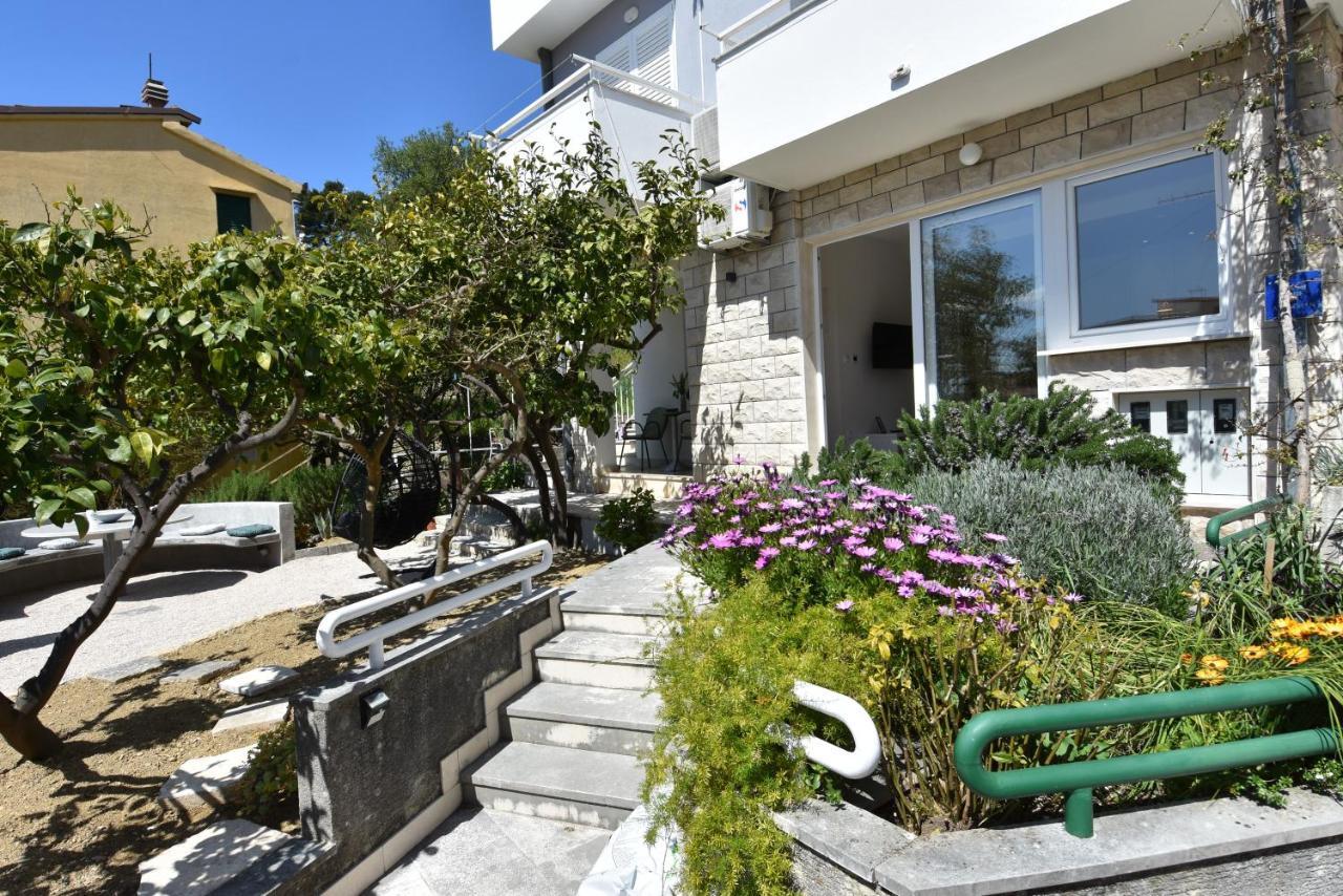 Villa Vanja พอดโกรา ภายนอก รูปภาพ